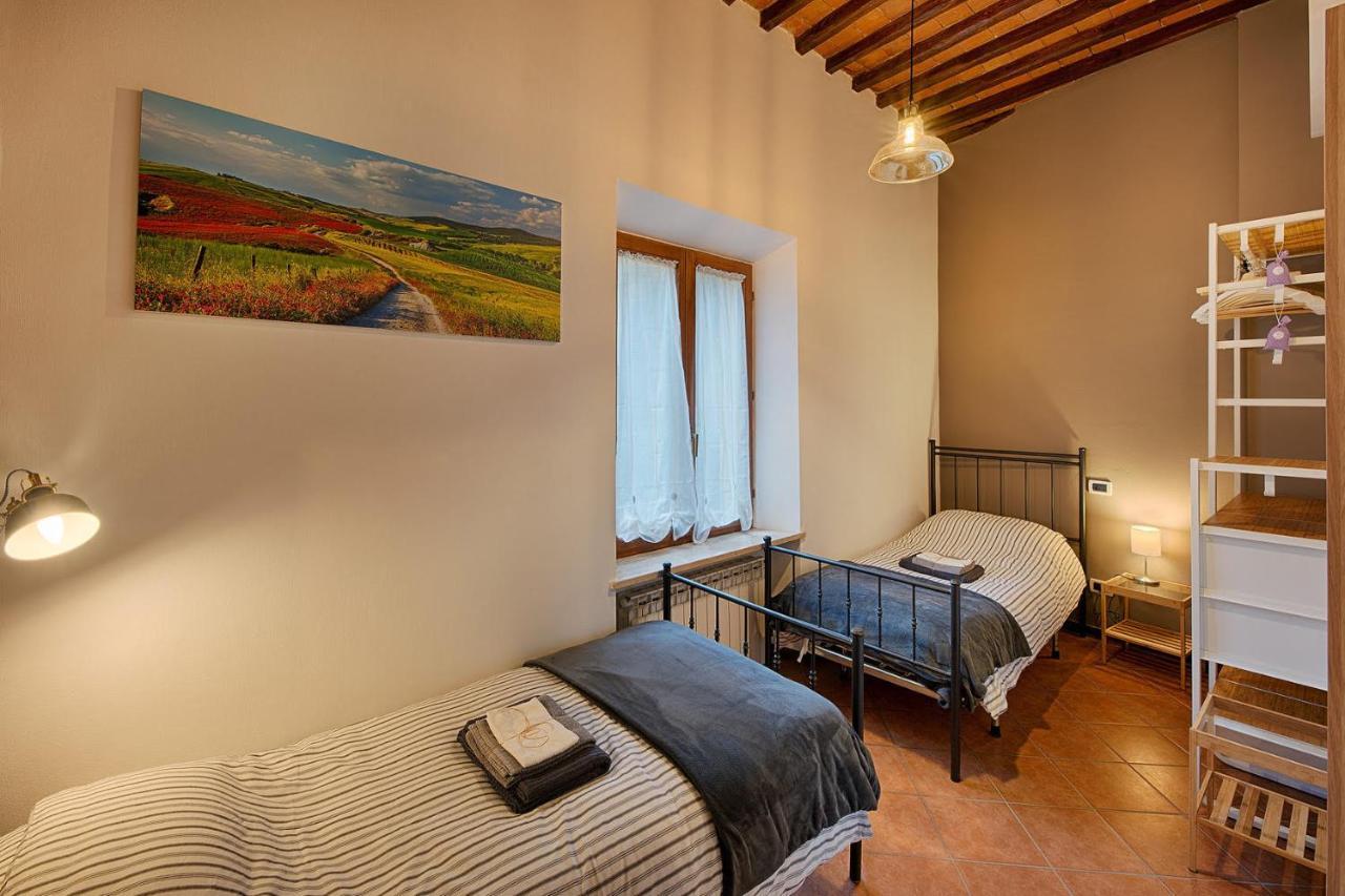 Casazappa - In Centro A Piedi, Parcheggio E Giardino Privato Apartment Siena Luaran gambar